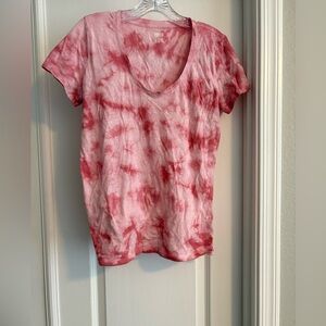 NWT PINK tie dye v neck